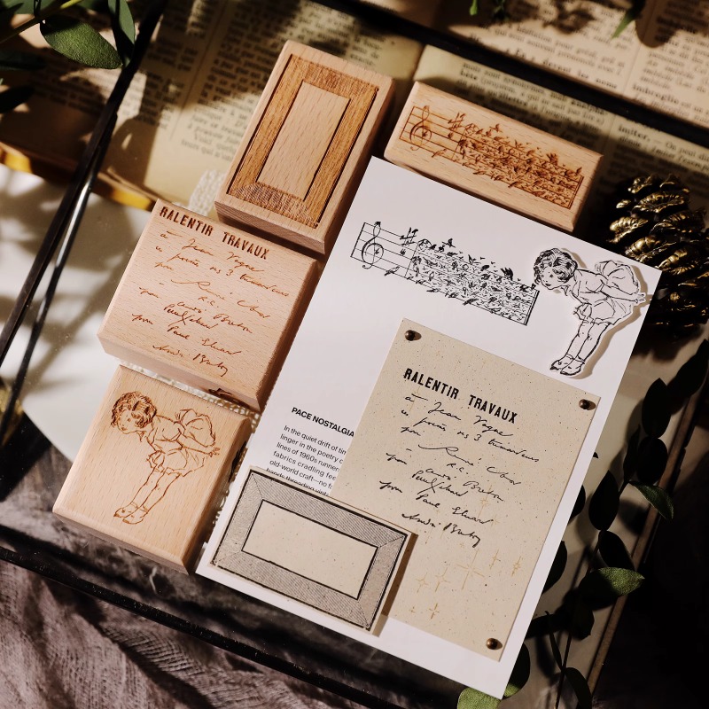 Vintage Mozart's Manuscripts G - đánh giá và giá Butterfly Rubber Sheet